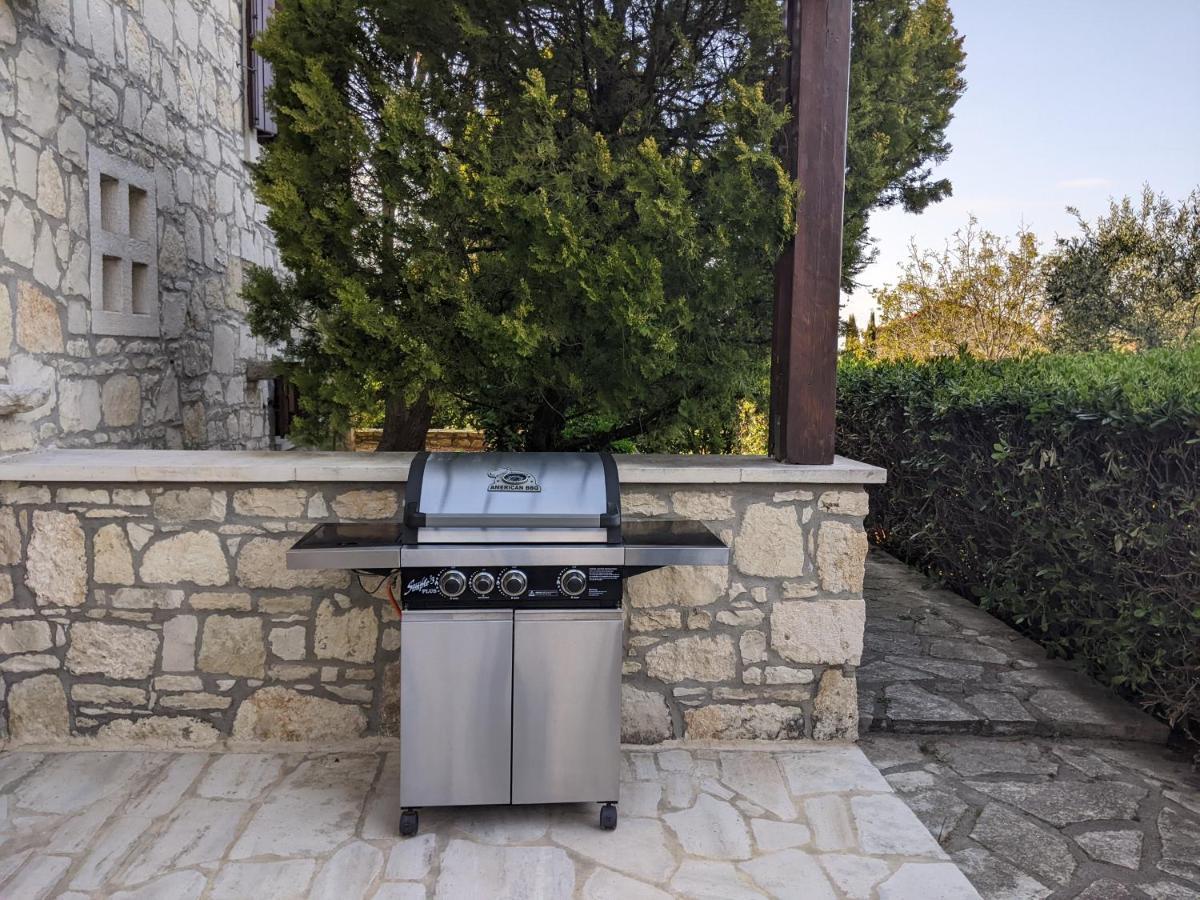 Villa Fyllosia 아르하네스 외부 사진